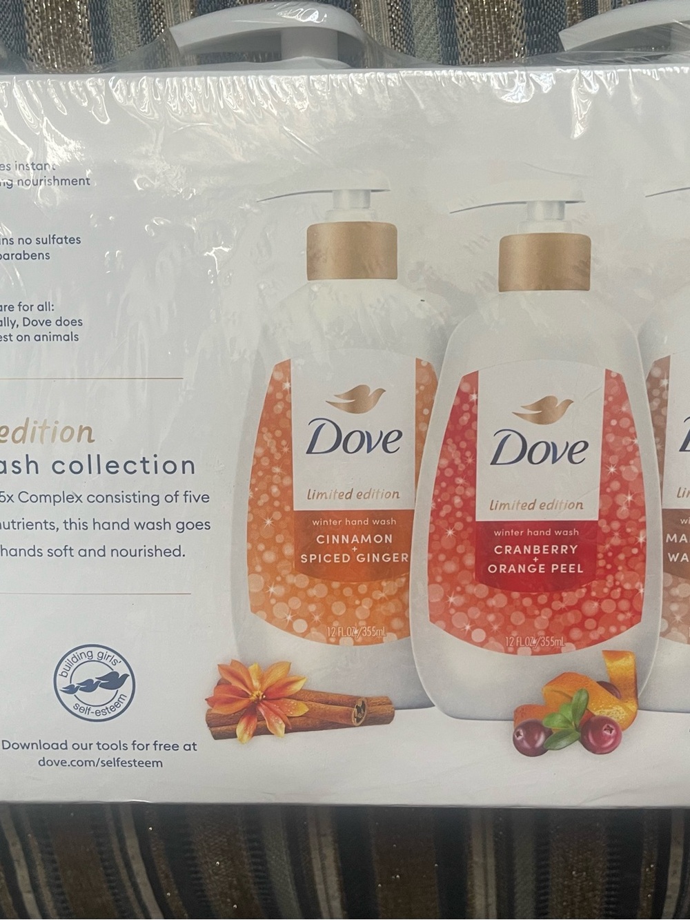 Dove Limited Edition Winter Hand Wash (3-Pack) - Picture 2 of 3